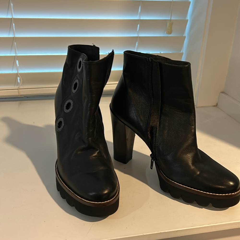 New without tags-  Gadea leather booties. - Picture 2 of 5